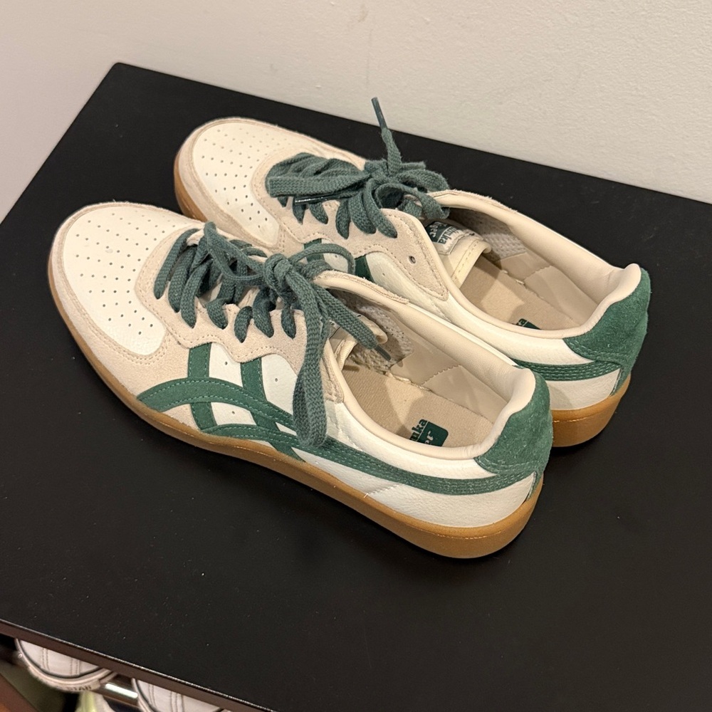 Onitsuka Tiger Sneakers size US 6